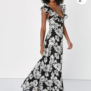 Lulu's Black and White Flutter Sleeve Gown